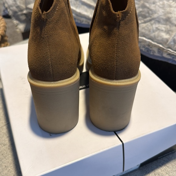 Dolce Vita suede booties - Picture 5 of 8